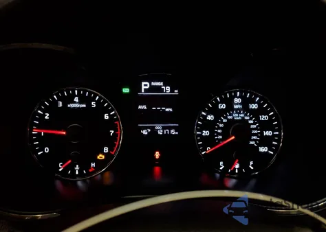 2018 Kia Forte Lx z USA, uszkodzony, nr VIN 3KPFK4A74JE212299